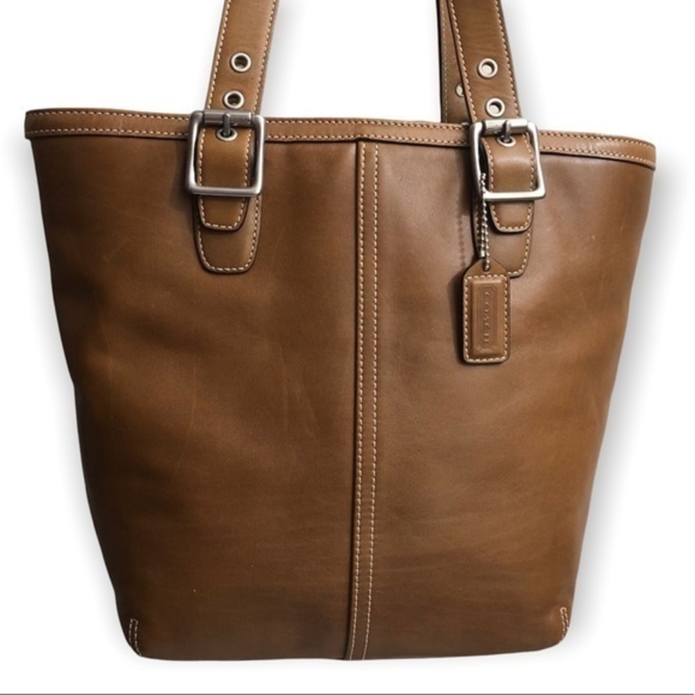 Coach y2k Hampton brown leather tote bag 9572